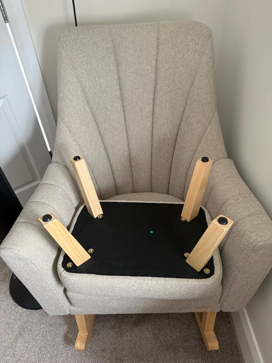 Rocking chair - Image 1