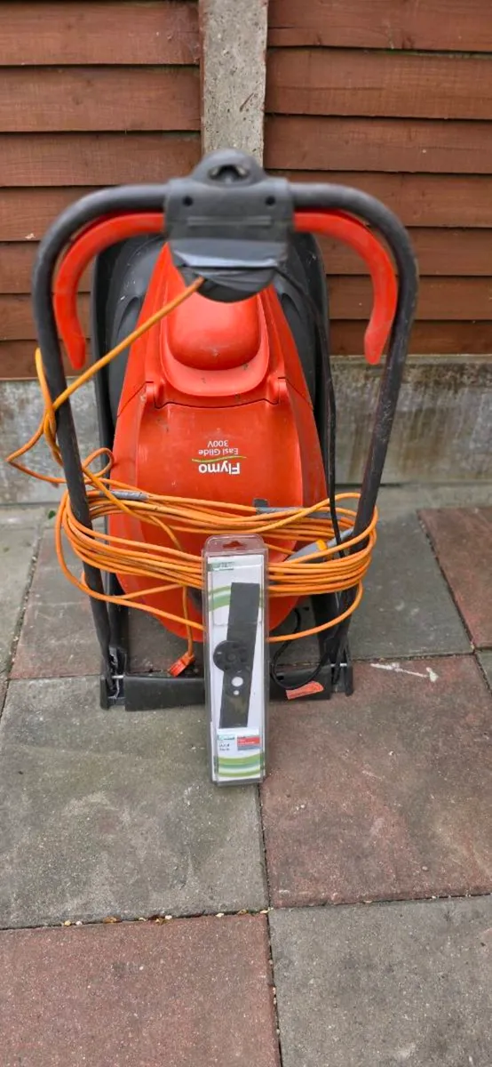 Lawn mover - Image 1