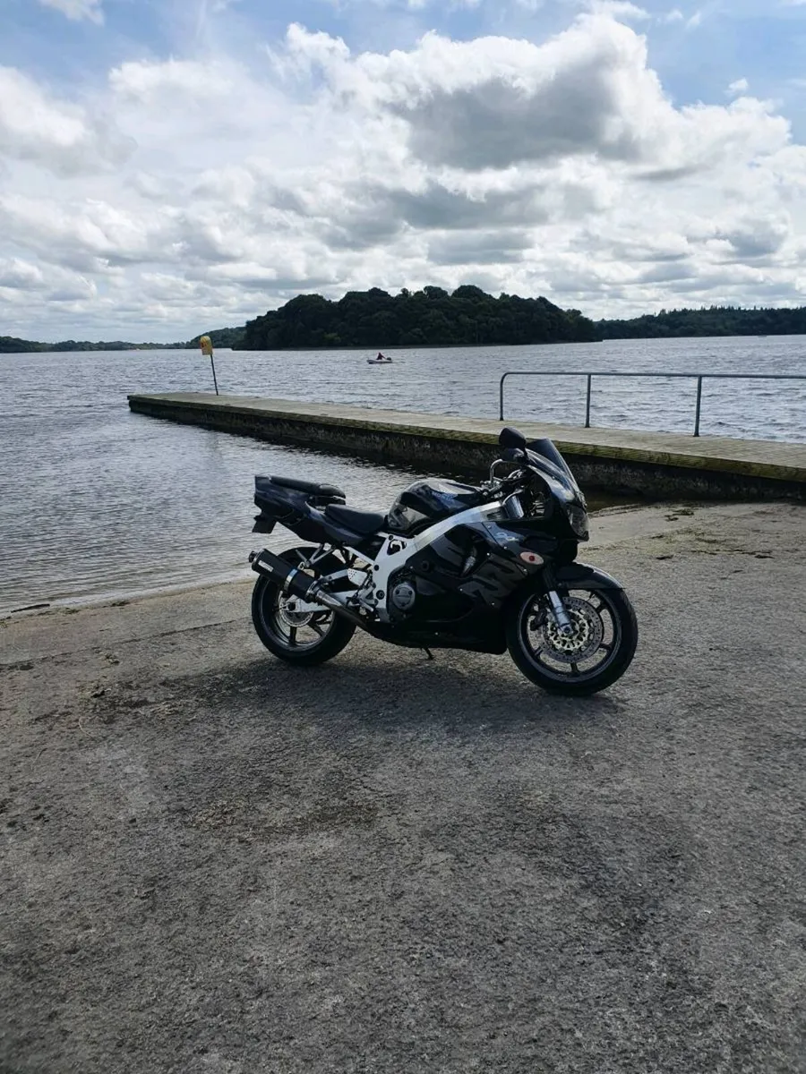 Honda fireblade sc33 - Image 3
