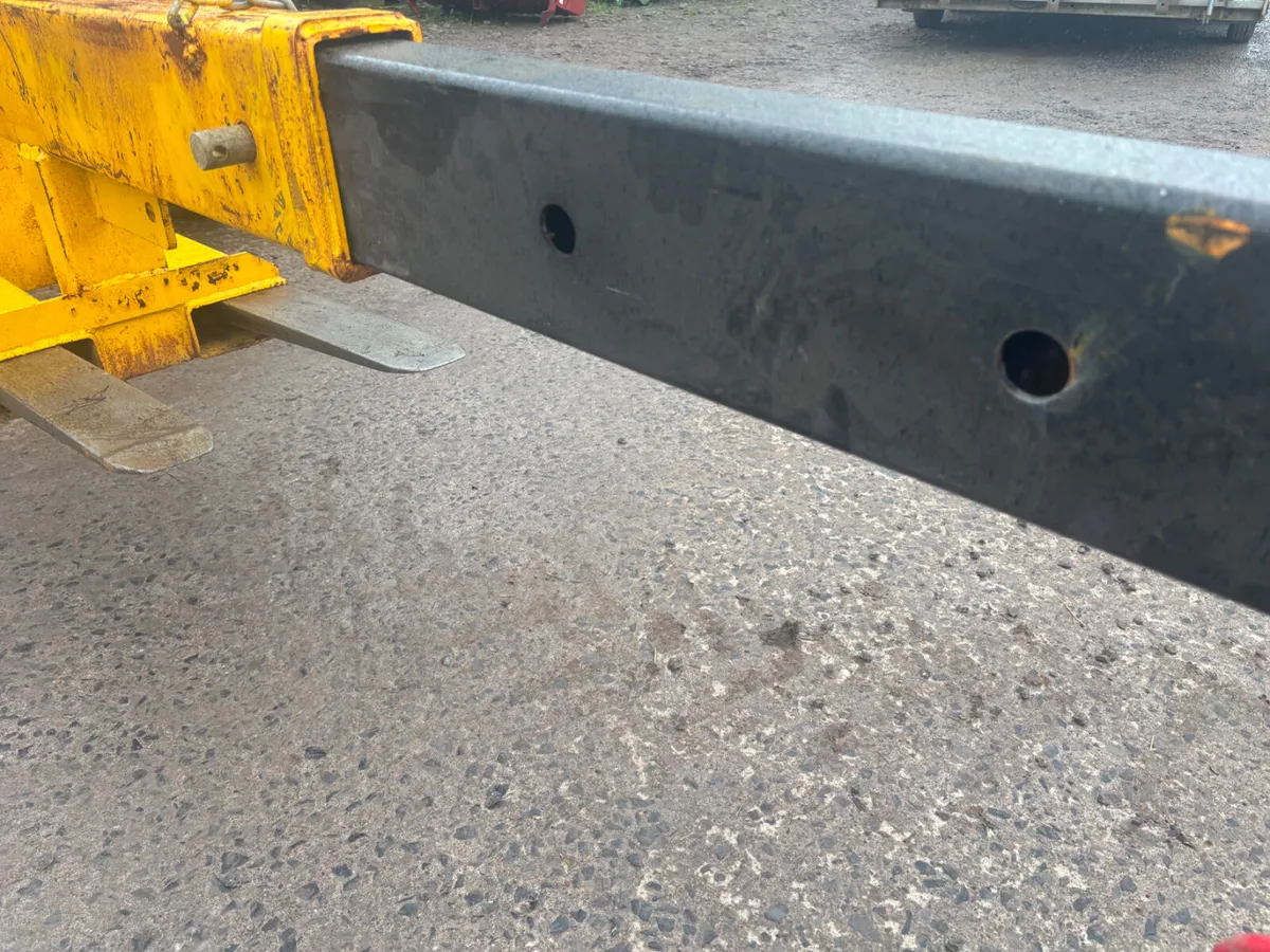 Forklift lifting jib - Image 4