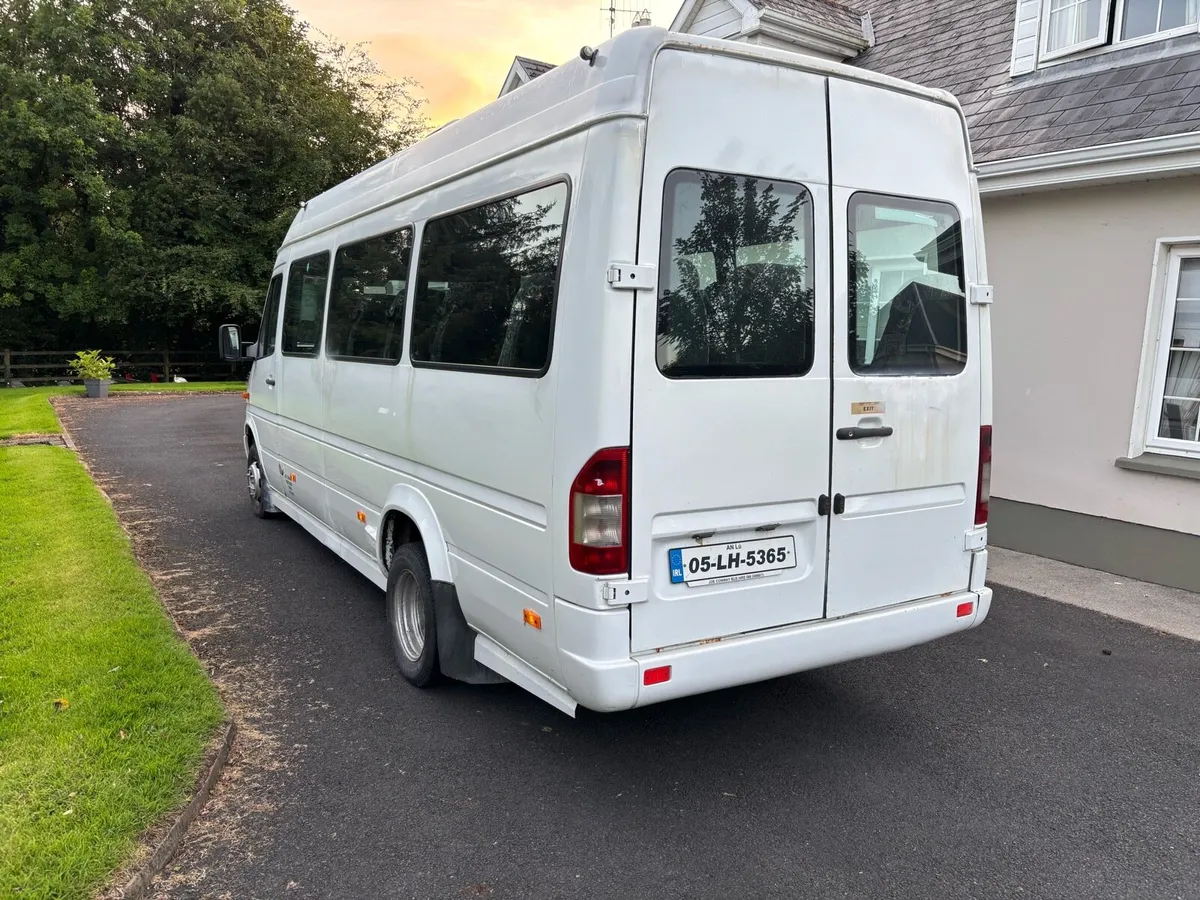 Mercedes sprinter 2005 18 seater - Image 3