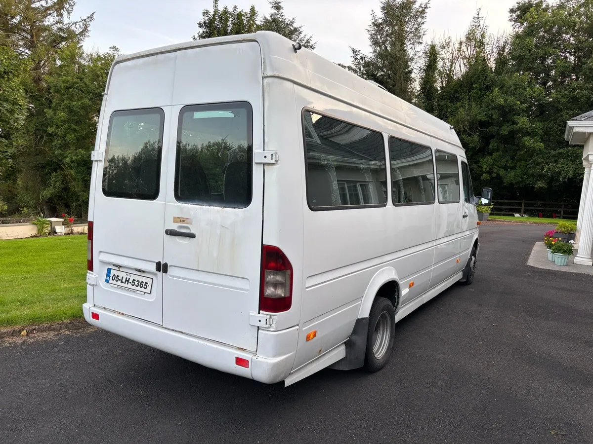 Mercedes sprinter 2005 18 seater - Image 4
