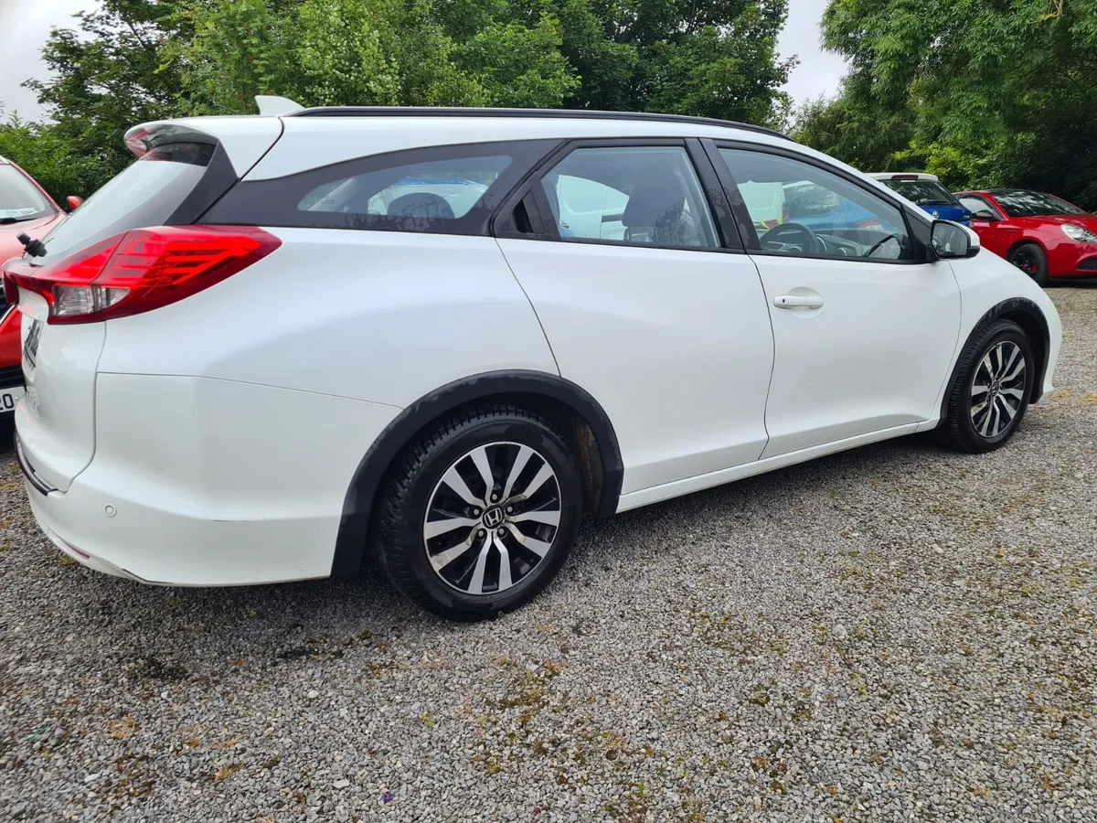 151 Honda Civic Diesel Tourer - Image 2