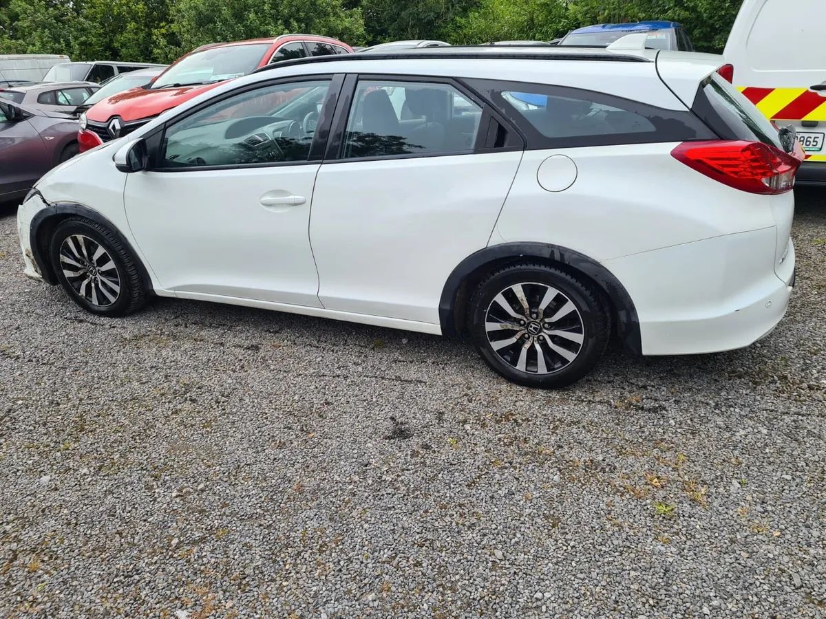 151 Honda Civic Diesel Tourer - Image 3