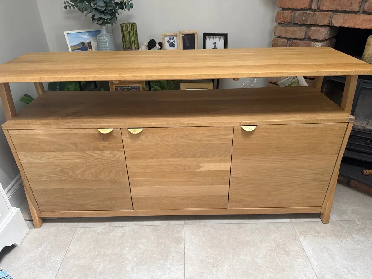 Soild oak sideboard - Image 2