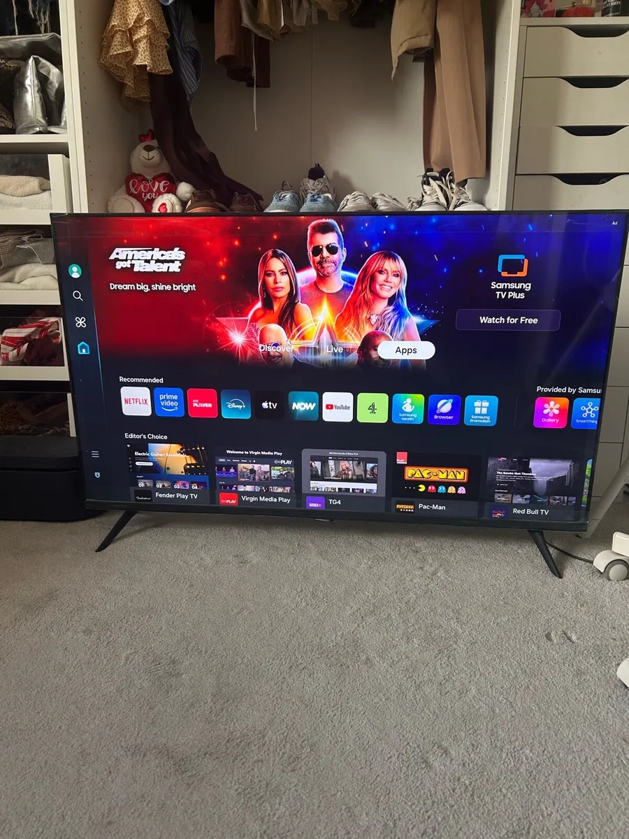 50” Samsung Smart TV - Image 1
