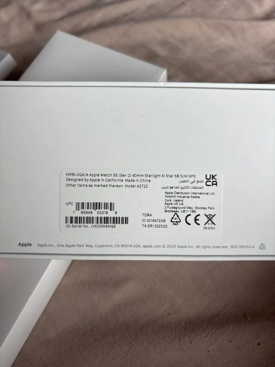 Apple Watch SE 40mm - Image 3