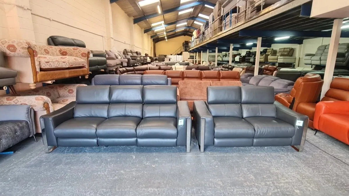 Torres grey leather electric 4+2 seater sofas - Image 3
