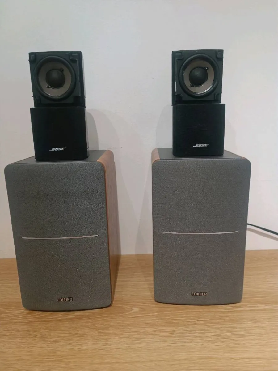 Edifer R1280T speakers plus 2x bose speakers - Image 1