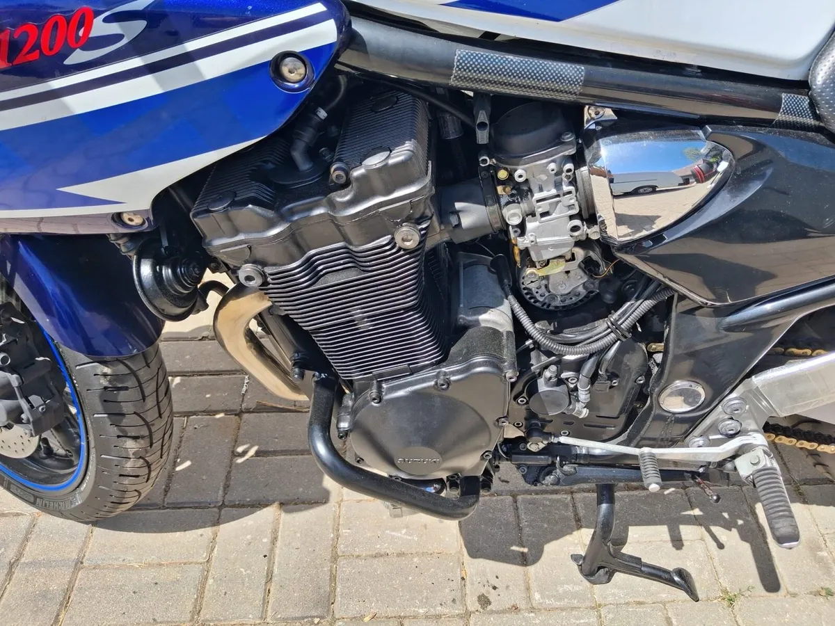 Suzuki gsf1200s - limited edition - Image 4