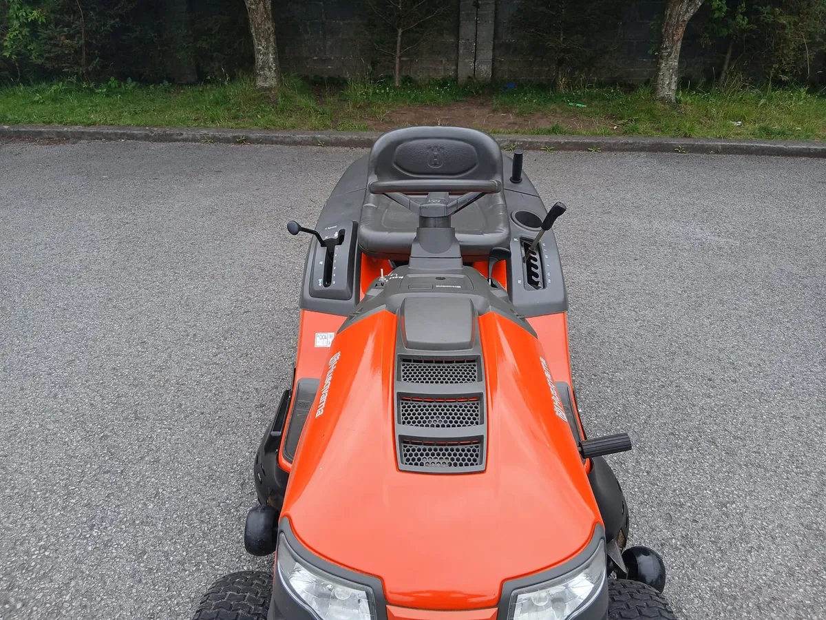 Husqvarna ride on lawnmower - Image 1