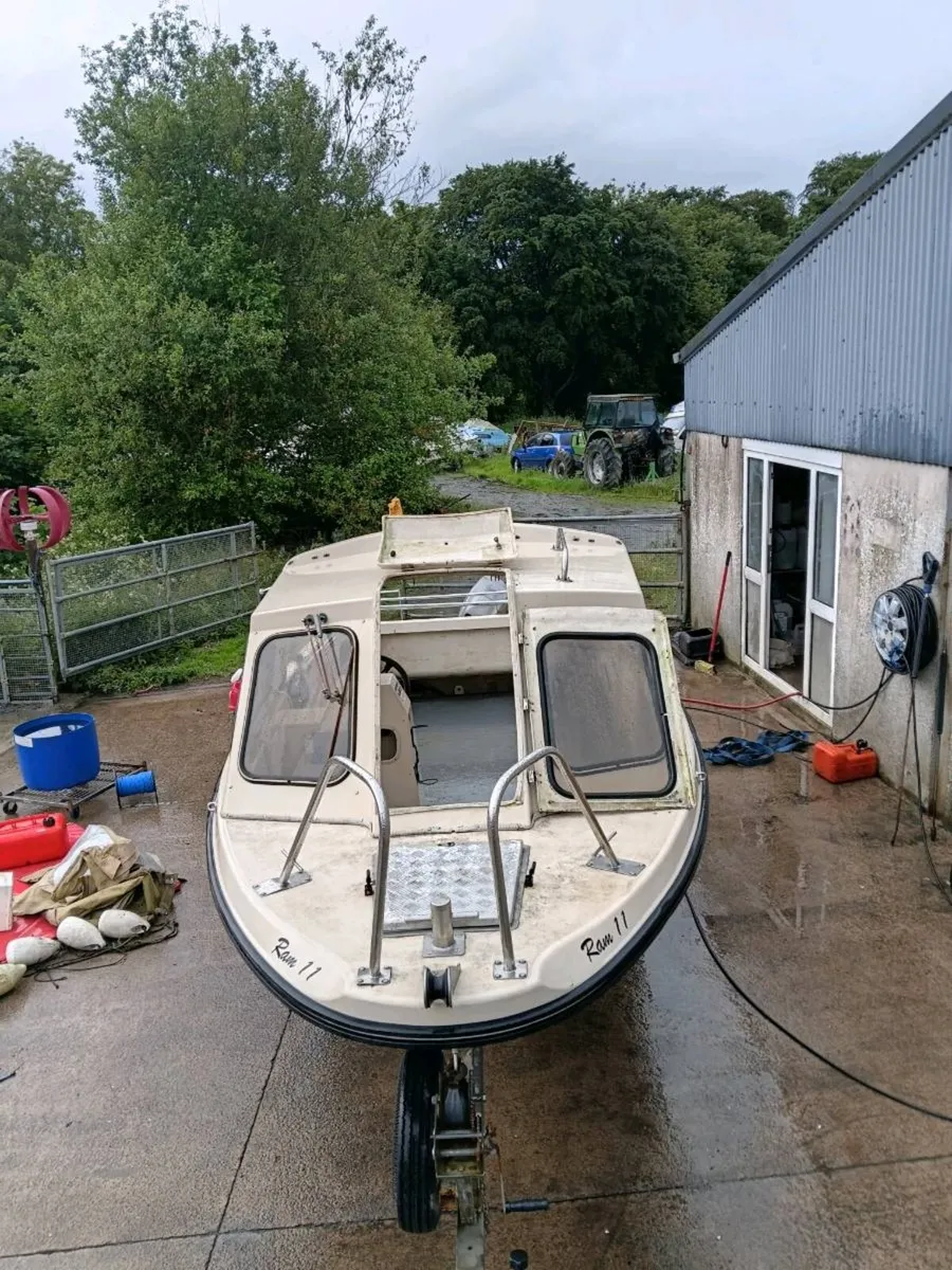 Boats and outboards - Image 4