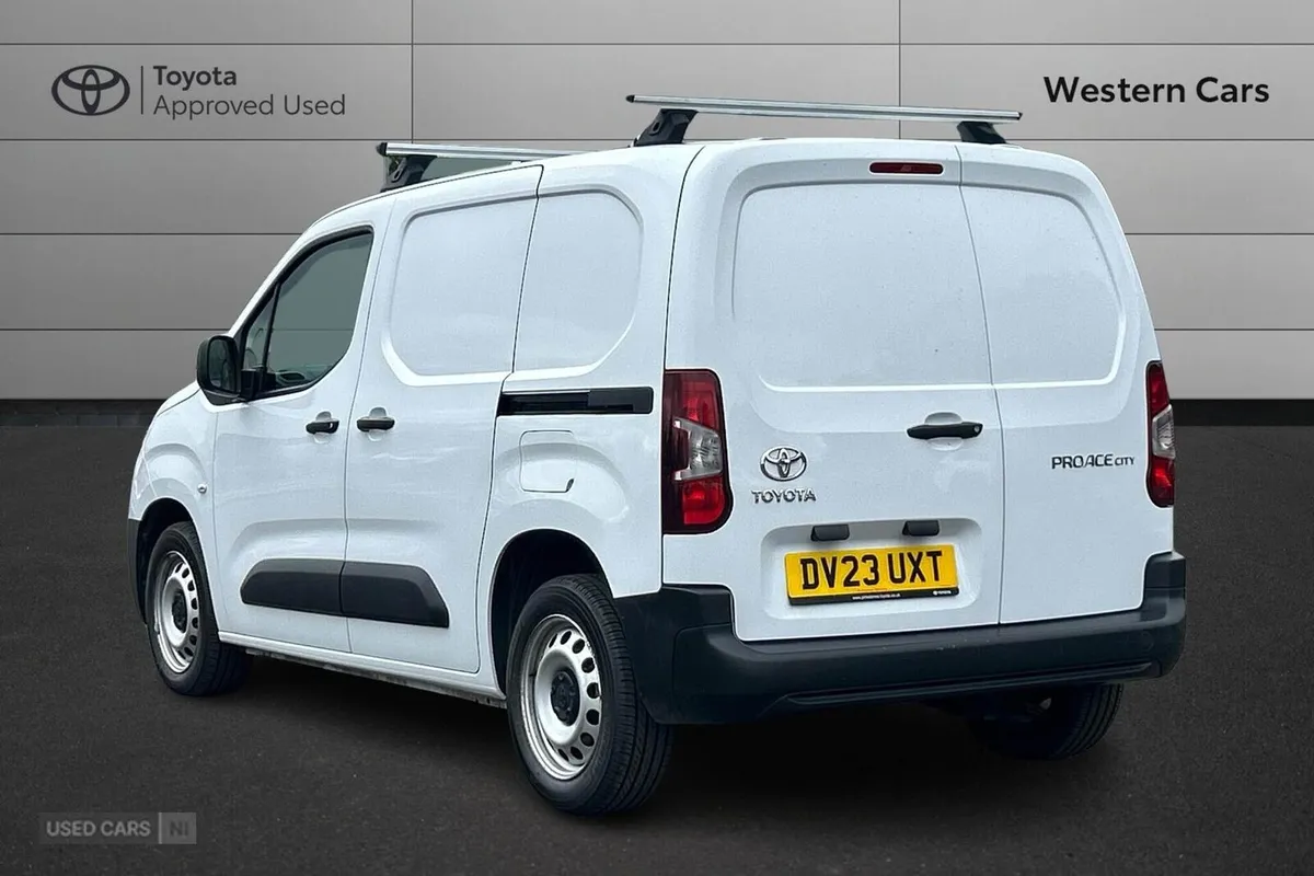Toyota Proace City 1.5 BlueHDi Active Short Panel - Image 4