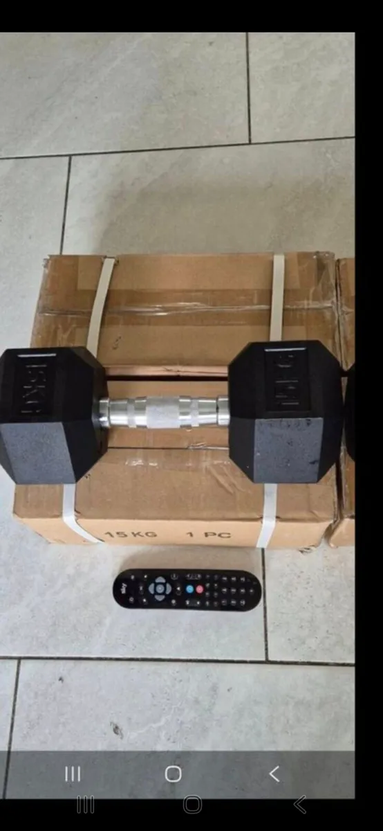 2x15 kilo hex dumbbells brand new - Image 1