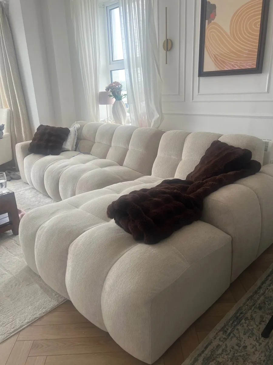 Corner bubble sofa - Image 1