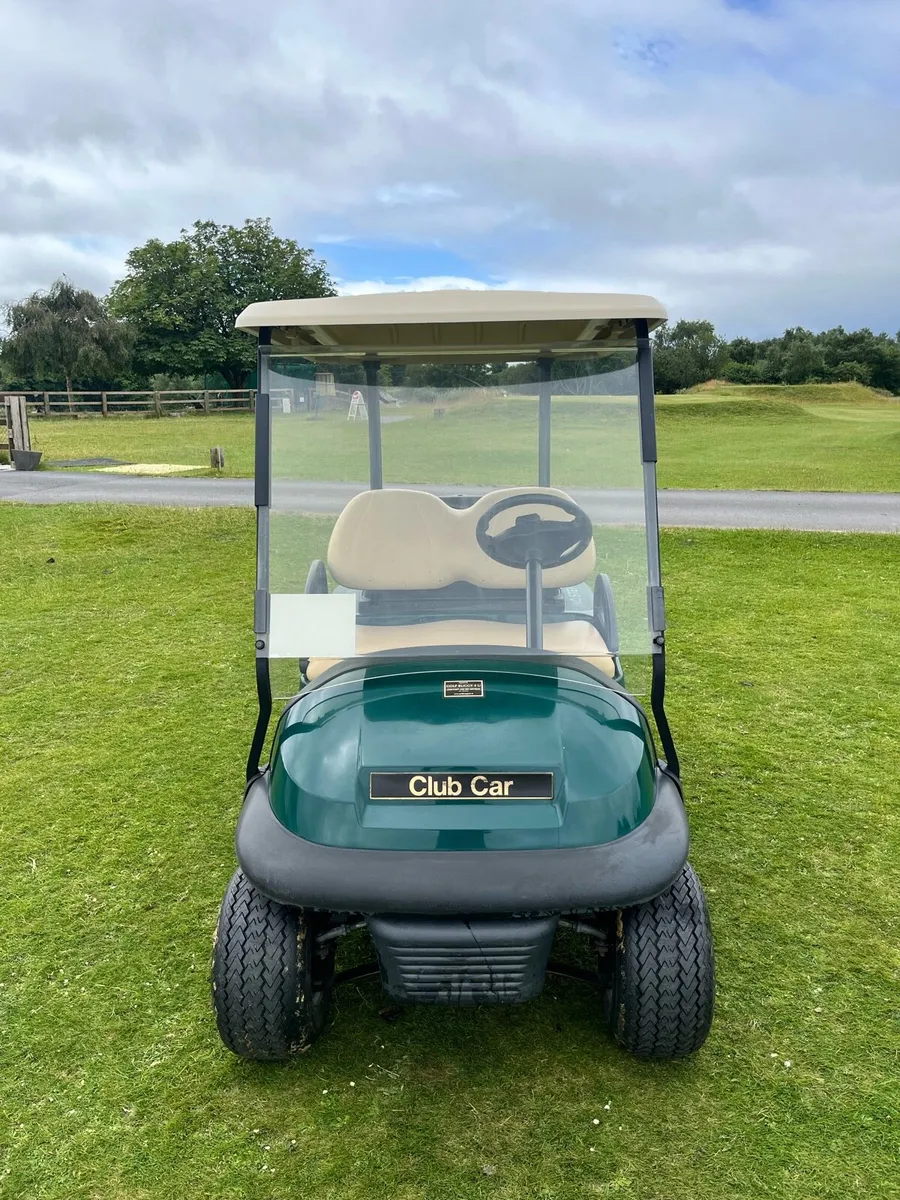 Petrol Club Car - Image 1