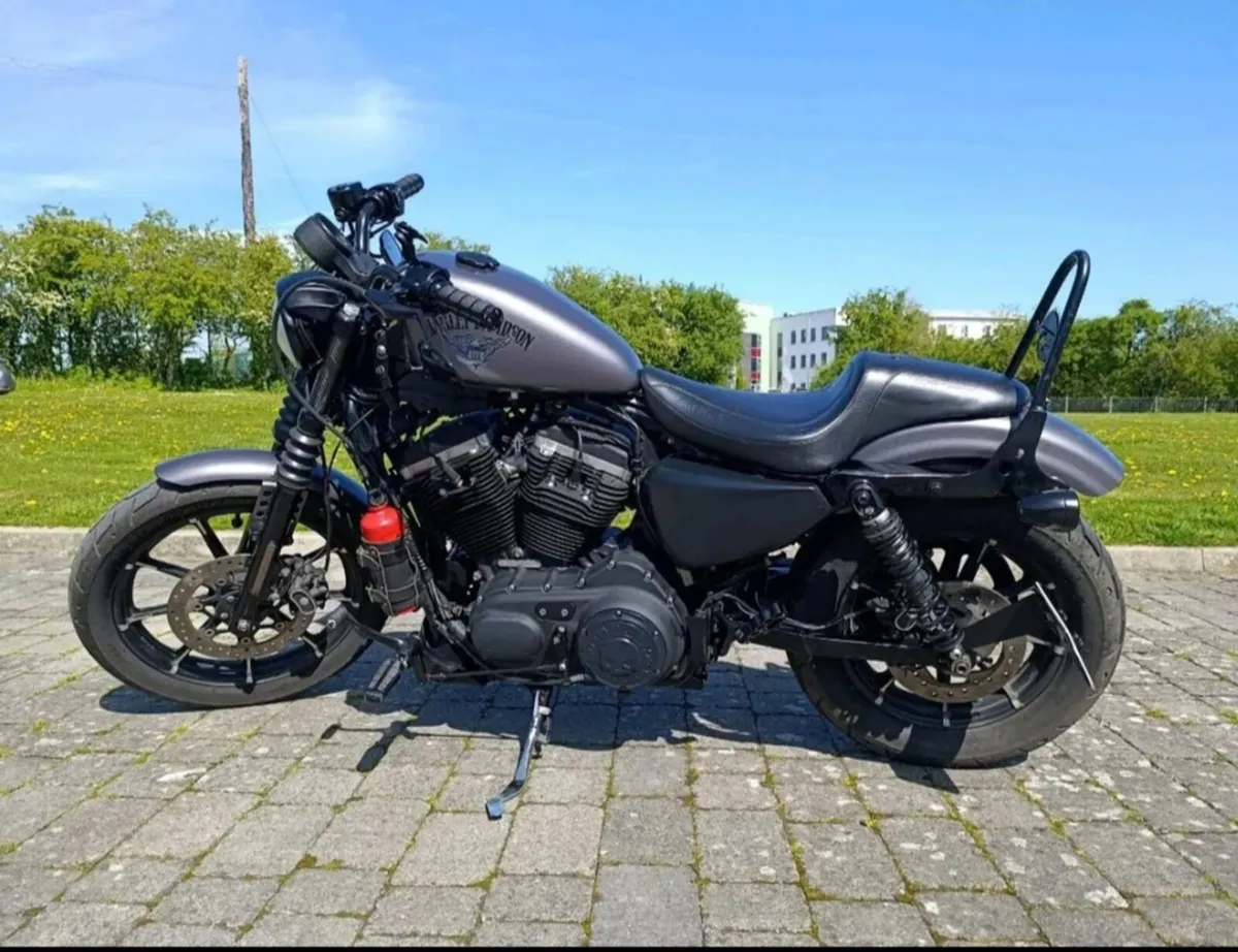 Harley Davidson 883 Iron - Image 2