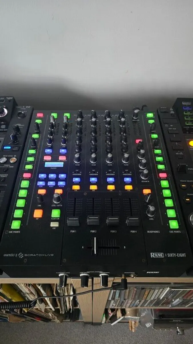 Rane sixty eight Dj  mixer - Image 3