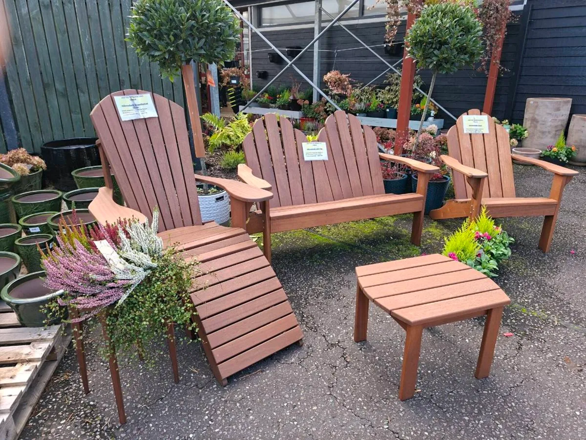 Adirondack garden furniture - Image 1