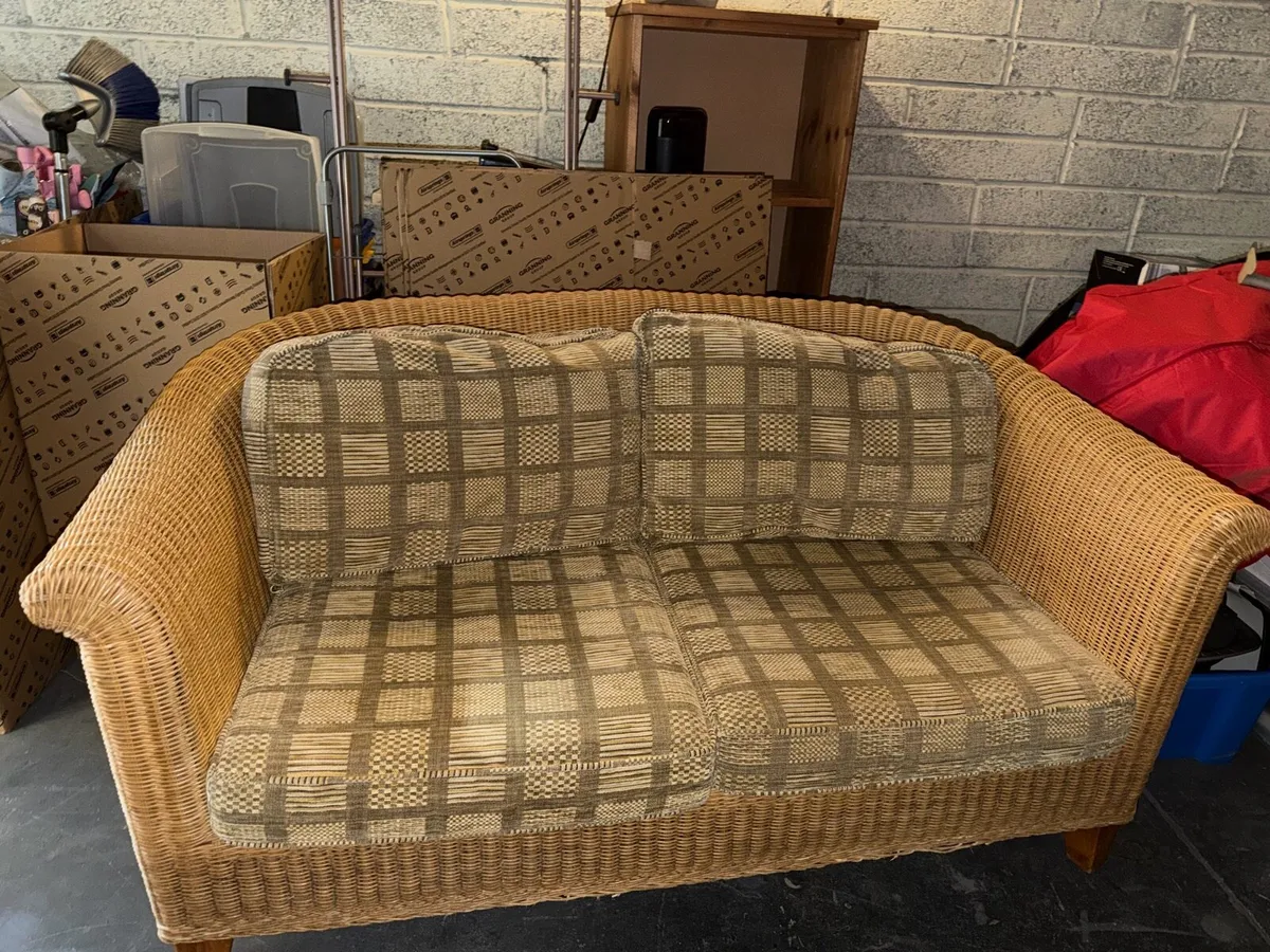 Wicker Couch - Image 4