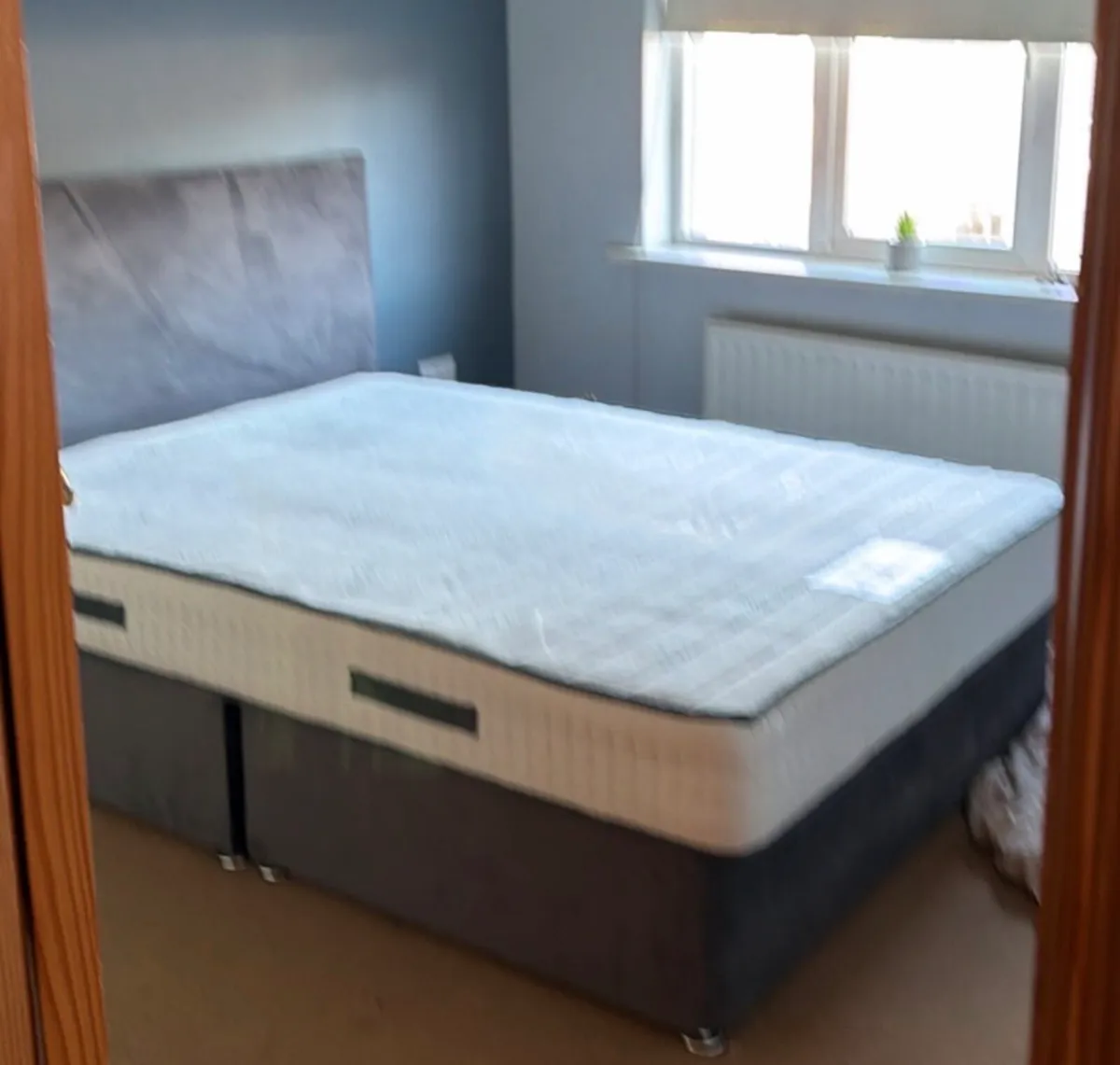 Divan bed  €350 - Image 1