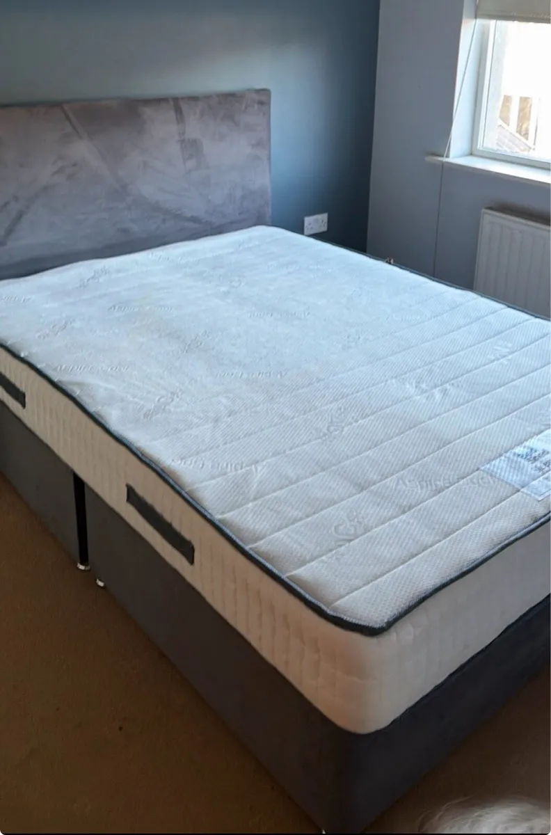 Divan bed  €350 - Image 2
