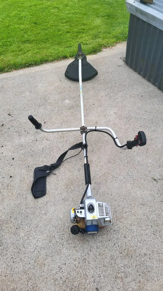 Spear and Jackson Strimmers - Image 1
