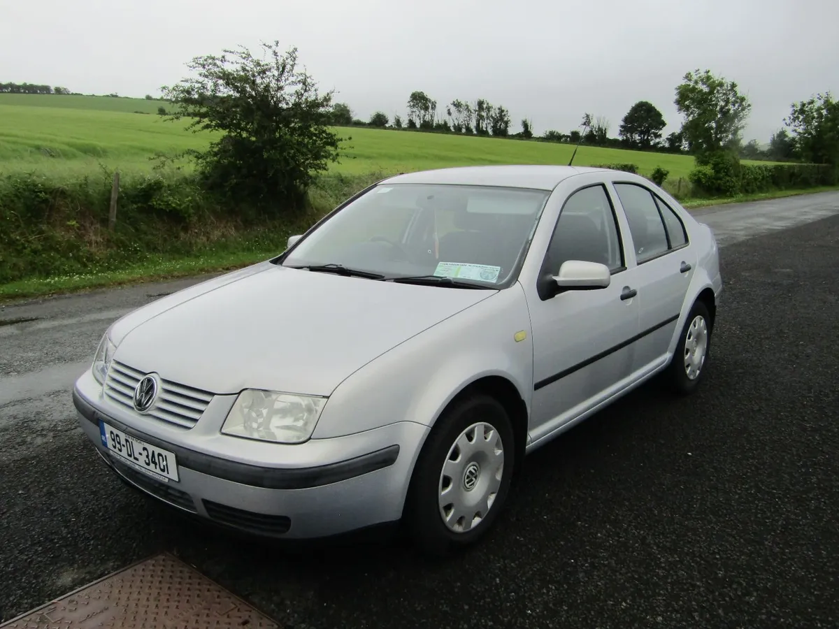 Volkswagen Bora 1999 - Image 1