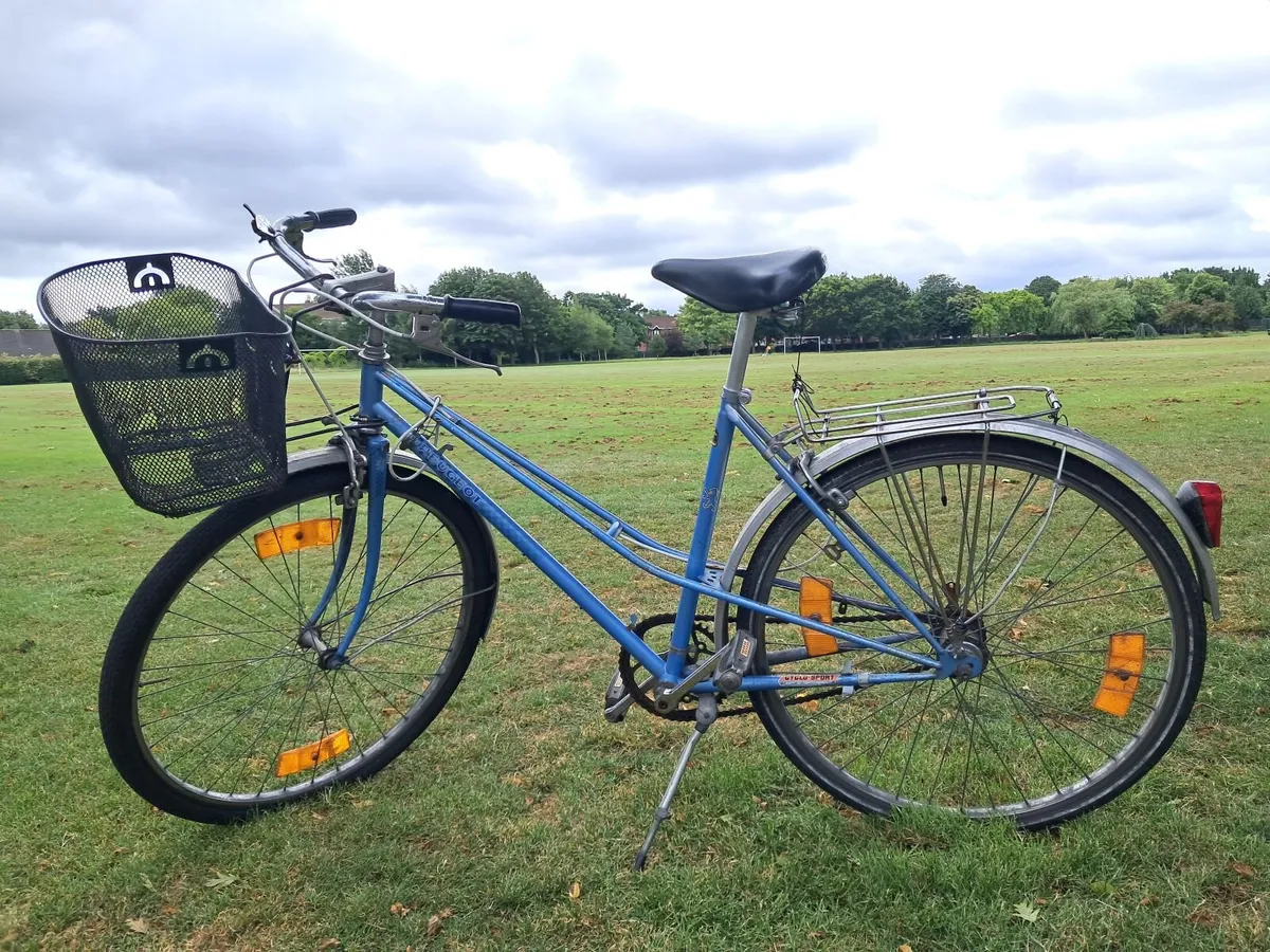 Comfy city bike - Image 2