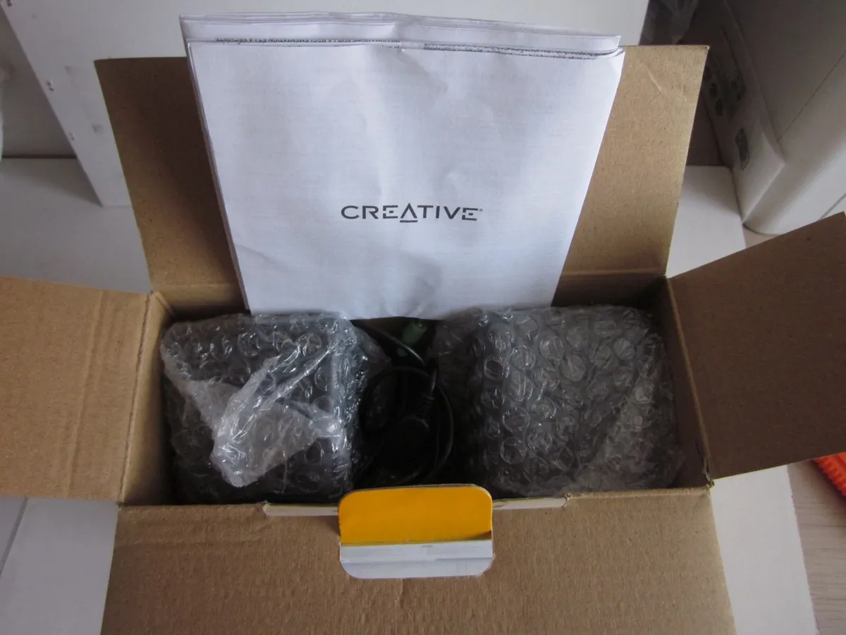 Creative A50 USB-powered 2.0 Desktop Speakers - Image 4