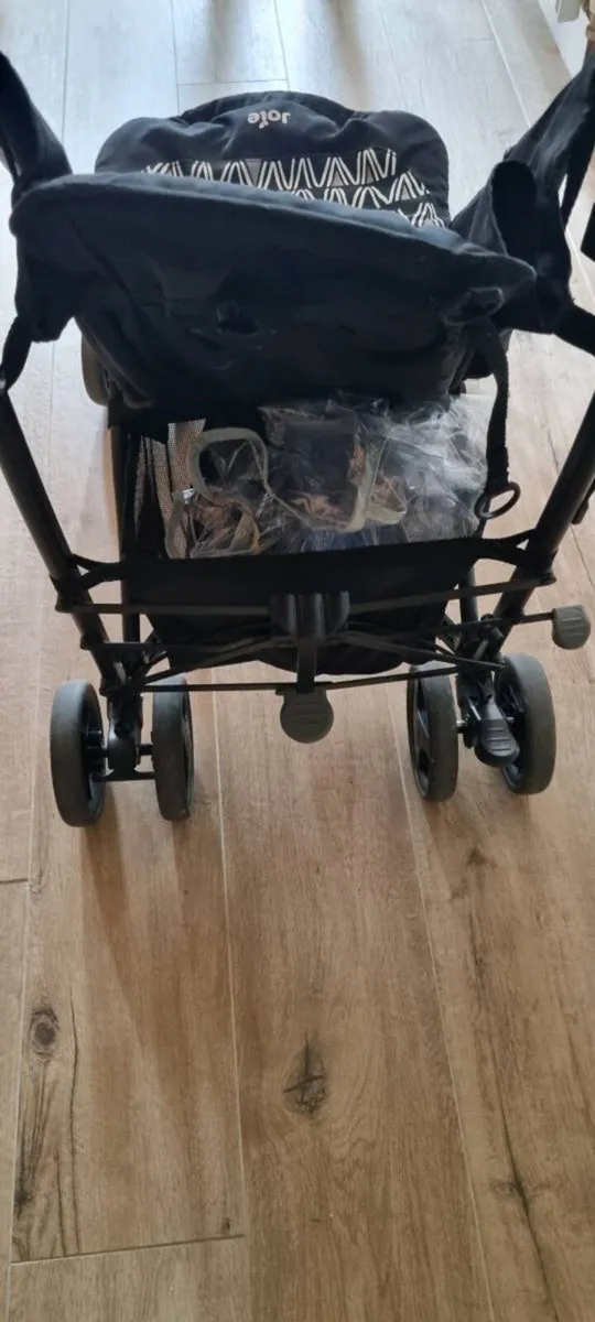 Travel stroller - Image 3