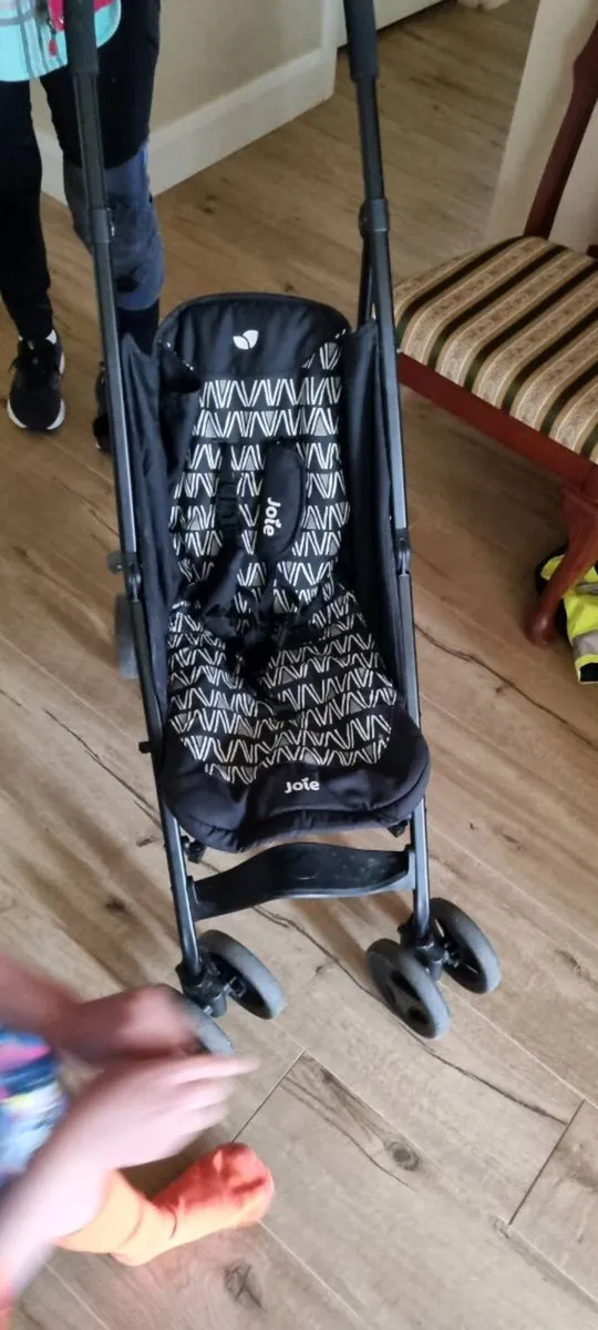 Travel stroller - Image 4