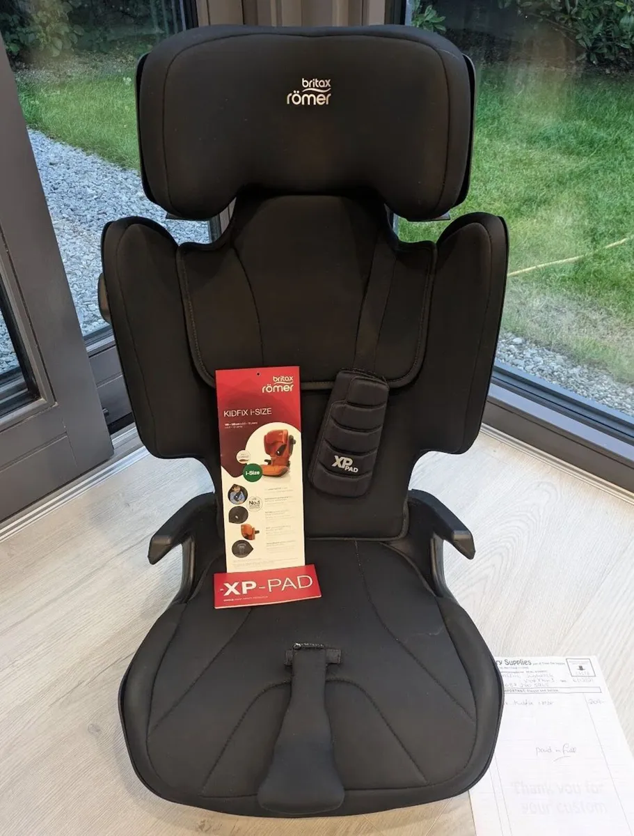 Britax Romer Kidfix i-Size Car Booster Seat Black - Image 1