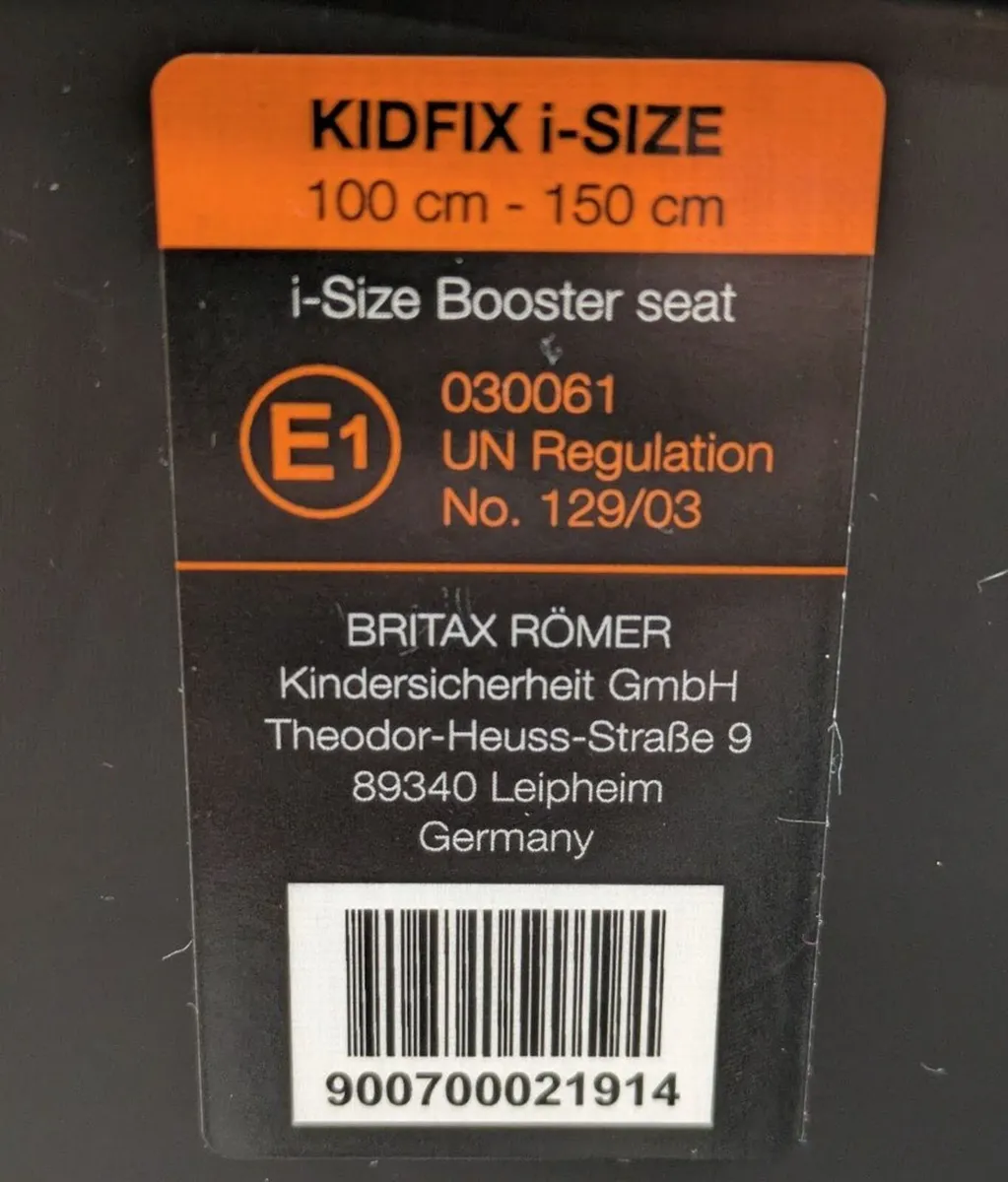 Britax Romer Kidfix i-Size Car Booster Seat Black - Image 2