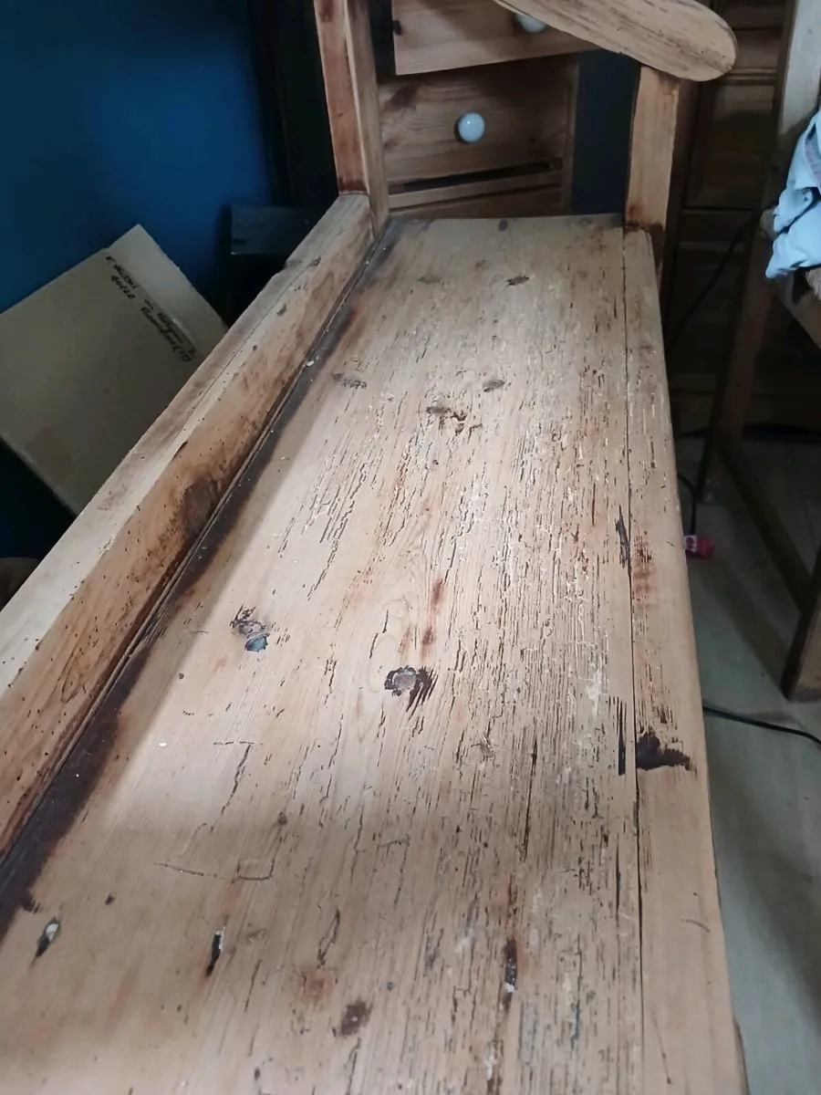 Pine  church pews - Image 2