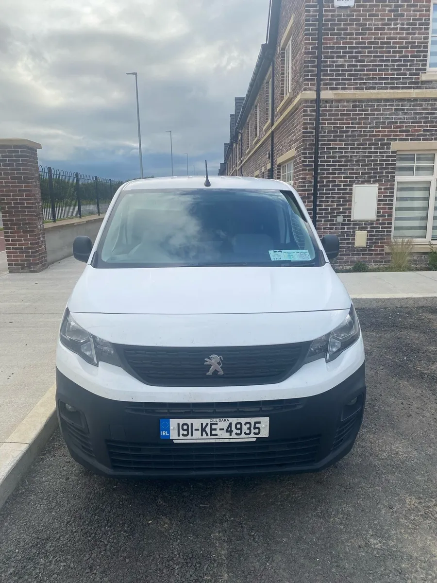 Peugeot Partner - Image 1
