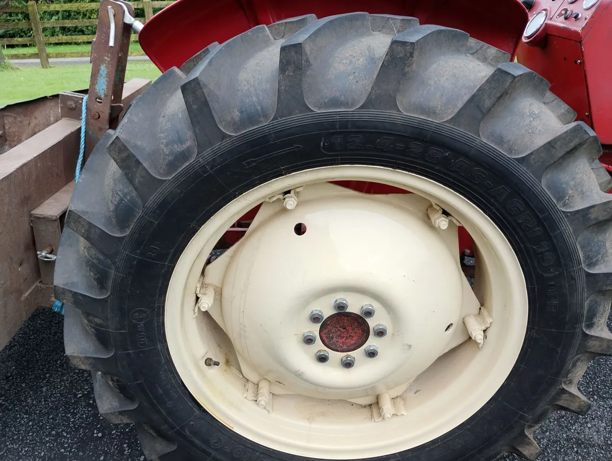 McCormick International B275 1968  mint condition - Image 3