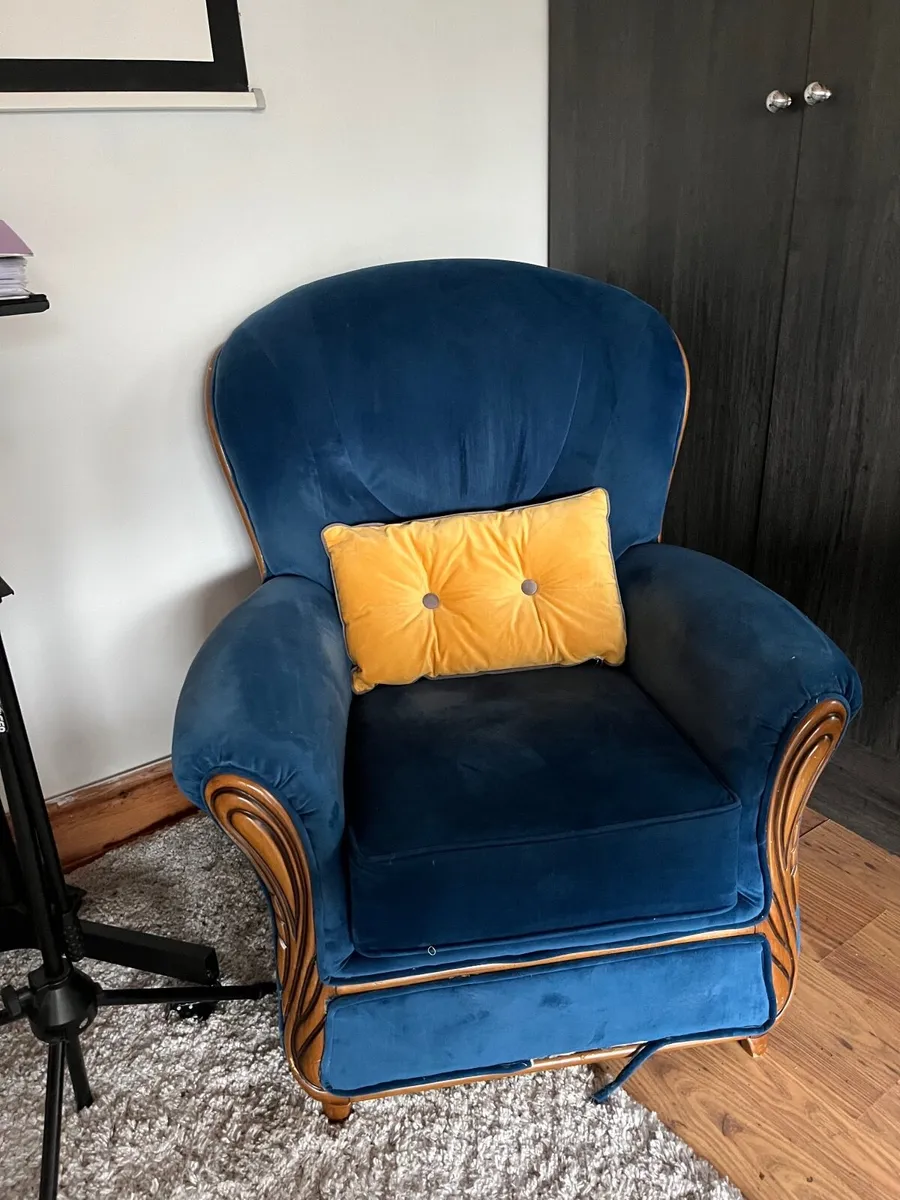 Armchair - Image 2