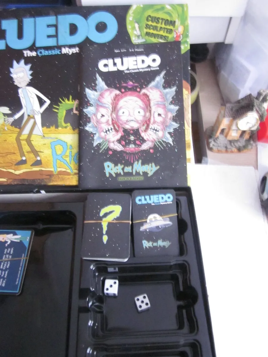 Cluedo Rick & Morty Board Game - Image 4