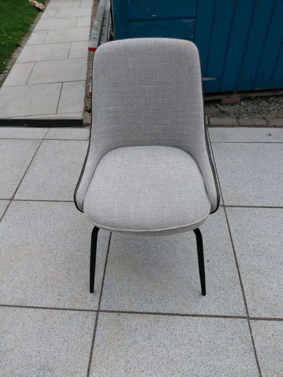 4 KITCHEN CHAIRS (PERFECT CONDITION) - Image 2