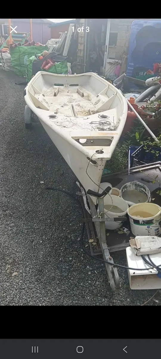 Boat and trailer - Image 3