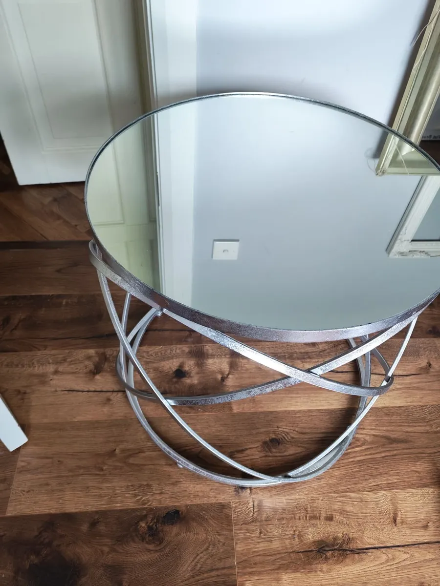 Coffee table like new - Image 3
