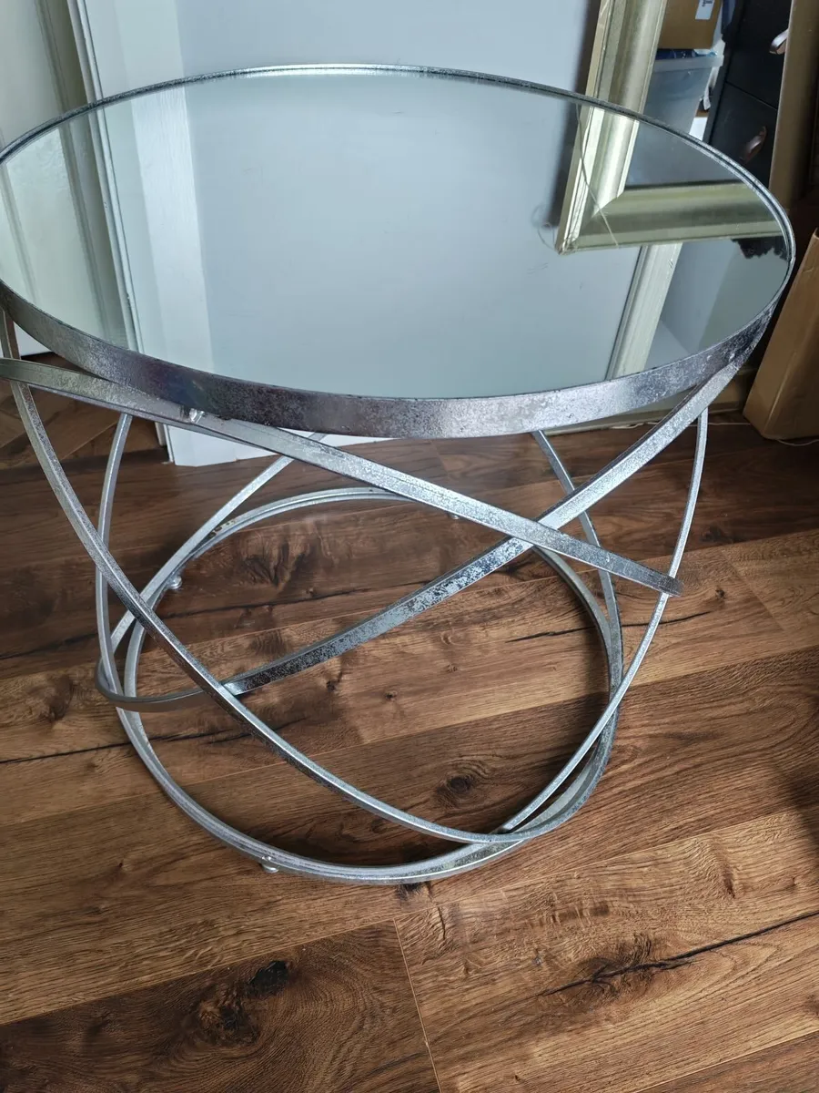 Coffee table like new - Image 4