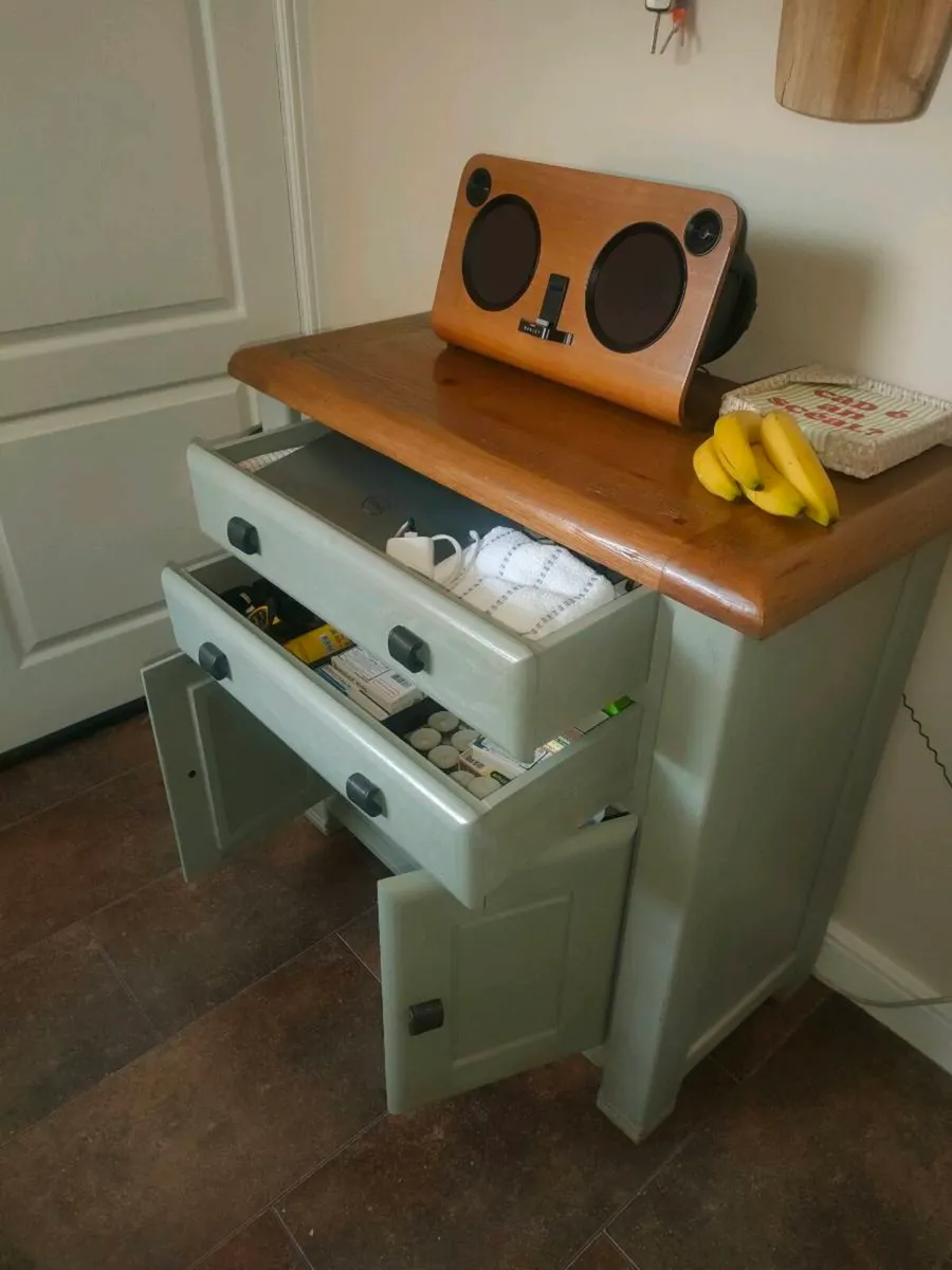 Kitchen cabinet - Image 3