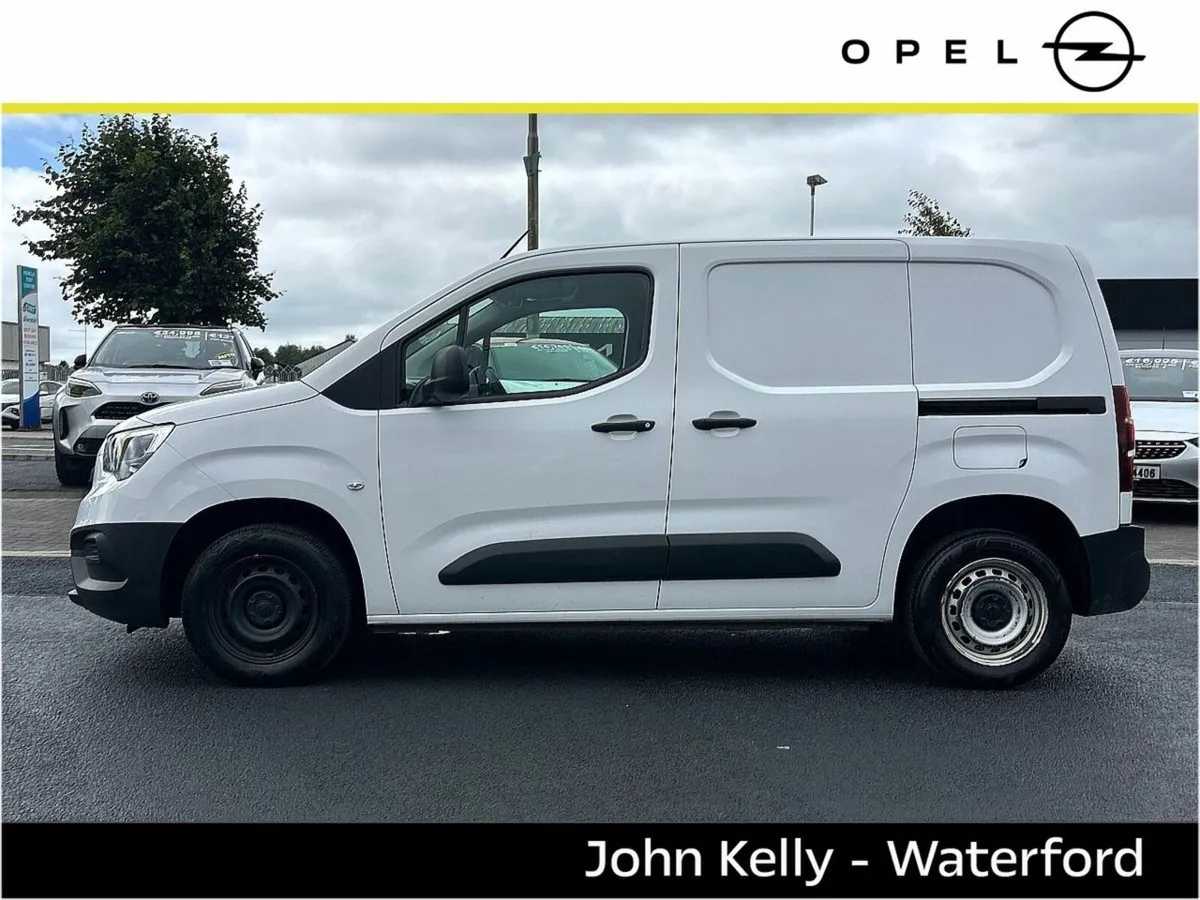 Opel Combo COMBO KOMF L1H1-1.5 100BHP  D 3D - Image 3