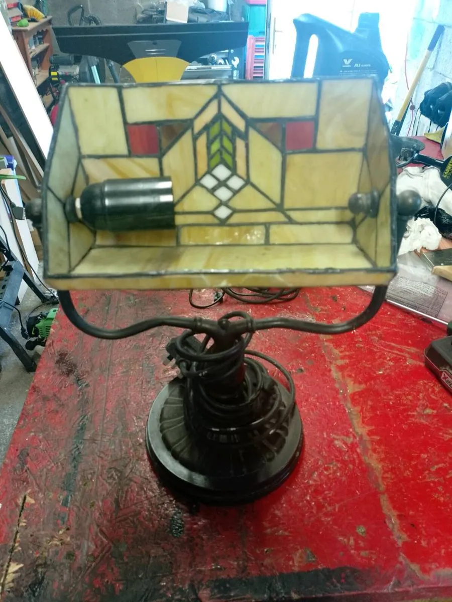 Tiffany lamp - Image 1