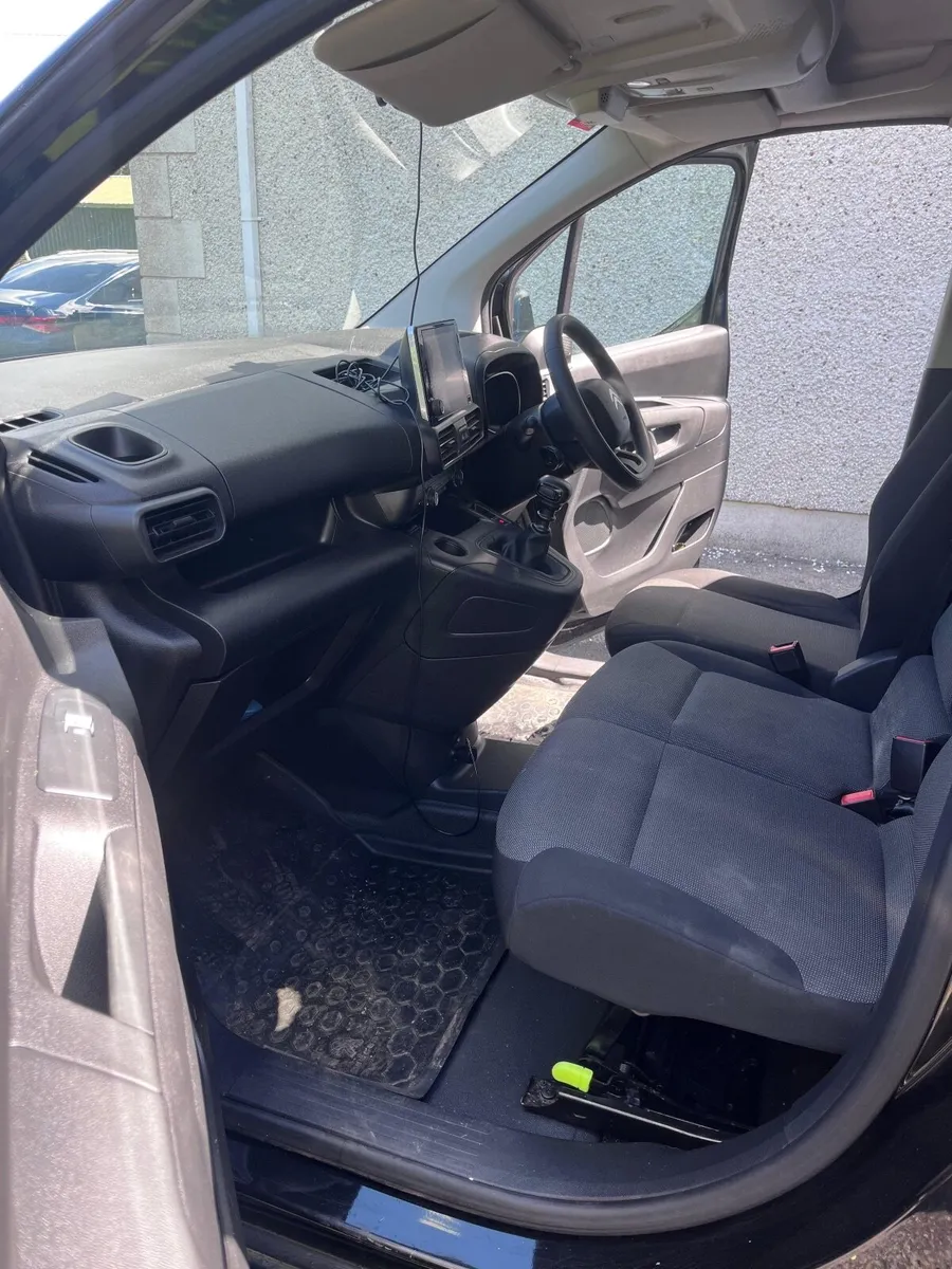 2022 Citroen Berlingo 1000 Enterprise PRO HDI - Image 4