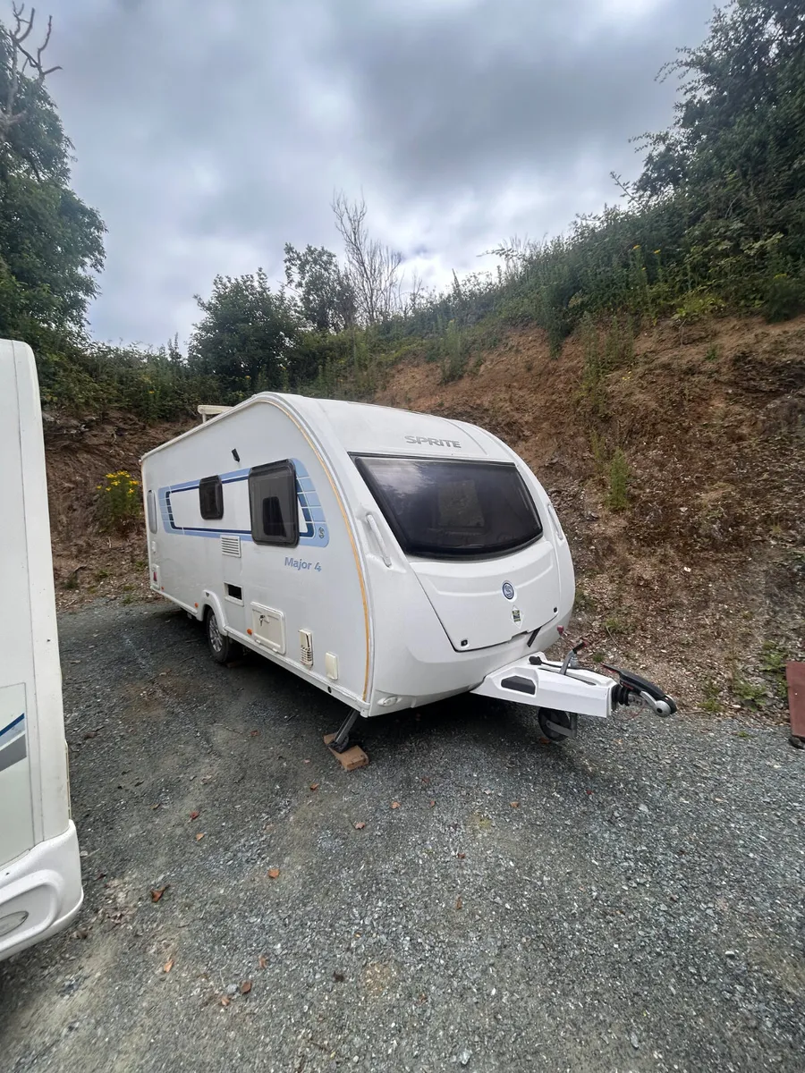 Sprite major 4 - 4 berth caravan - Image 1