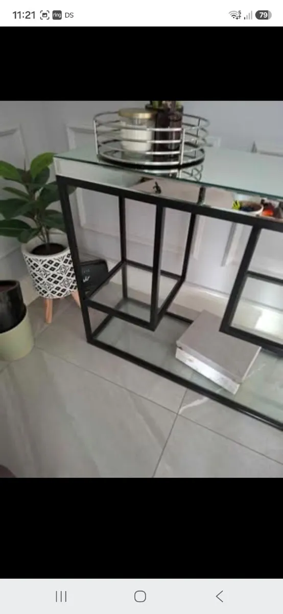 Console table - Image 1