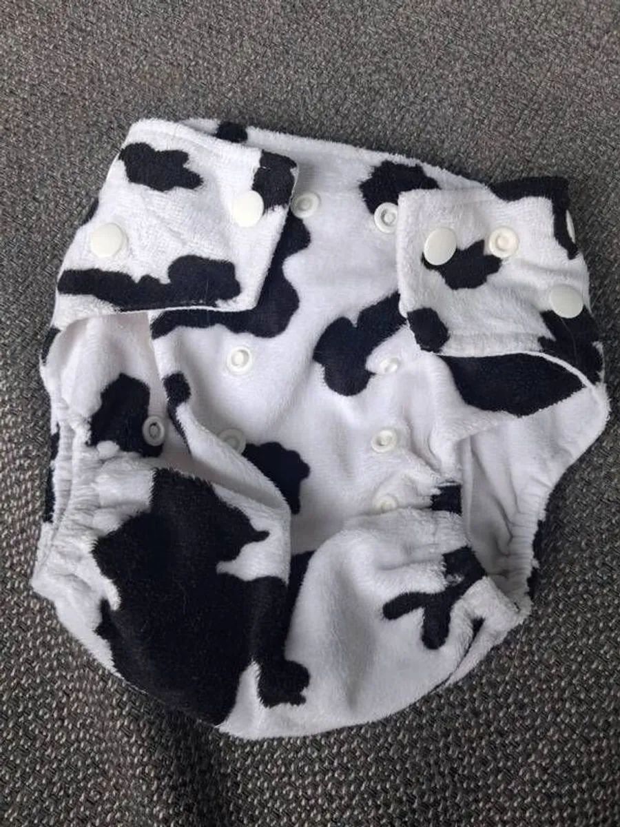 cloth nappy bundle - Image 2